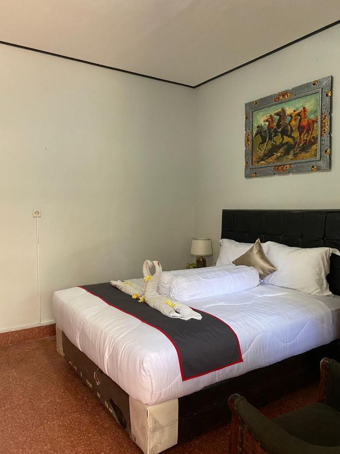 Guest House Pondok Puspa Ayu Kuta Lombok Buitenkant foto
