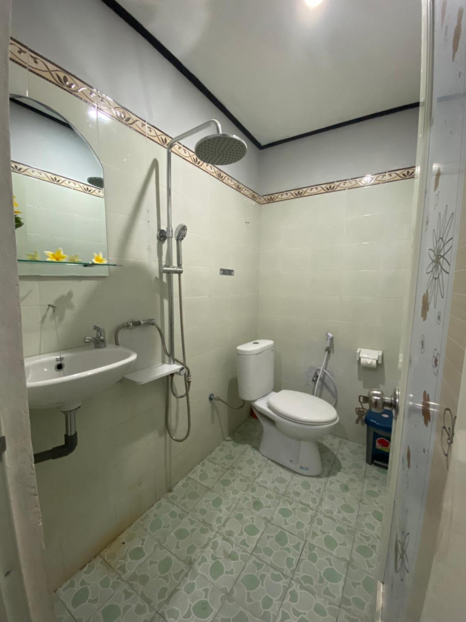 Guest House Pondok Puspa Ayu Kuta Lombok Buitenkant foto